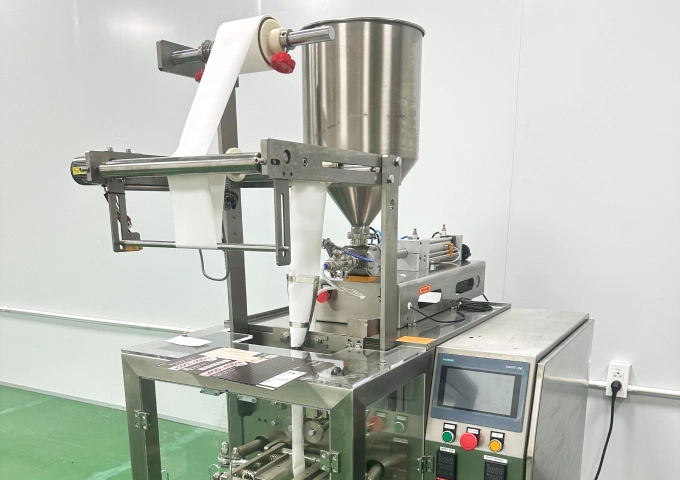 保冷剤製造機
